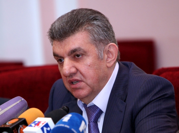 Ара Абрамян: Моей жизни ничто не угрожает, а братья – давно уже совершеннолетние Ара Абрамян: Моей жизни ничто не угрожает, а братья – давно уже совершеннолетние