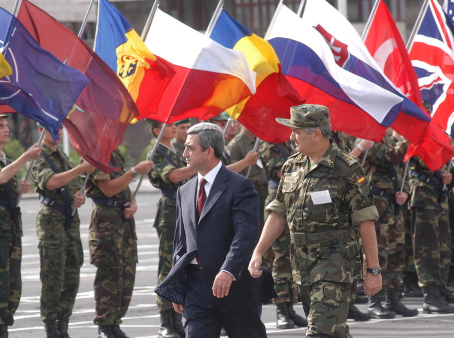 Serzh Sargsyan at the opening of Cooperative Best Effort 2003 exercise