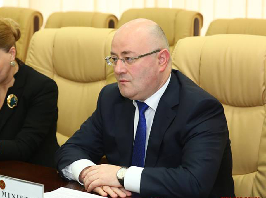 Министр обороны Грузии Леван Изория 
