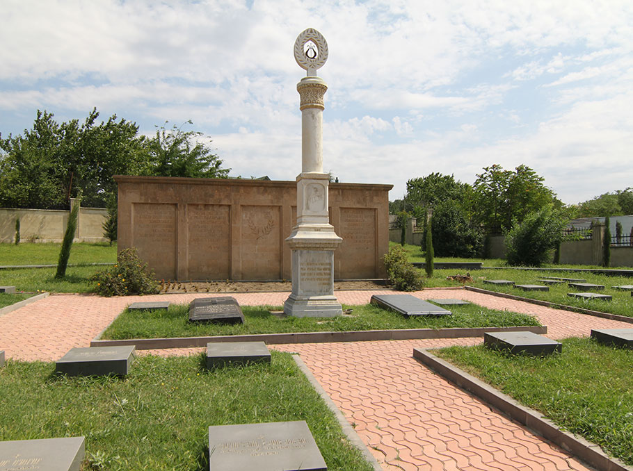 Րաֆֆու գերեզմանը Թբիլիսիում