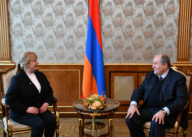 Елена Вартанова и президент Армении Армен Саргсян