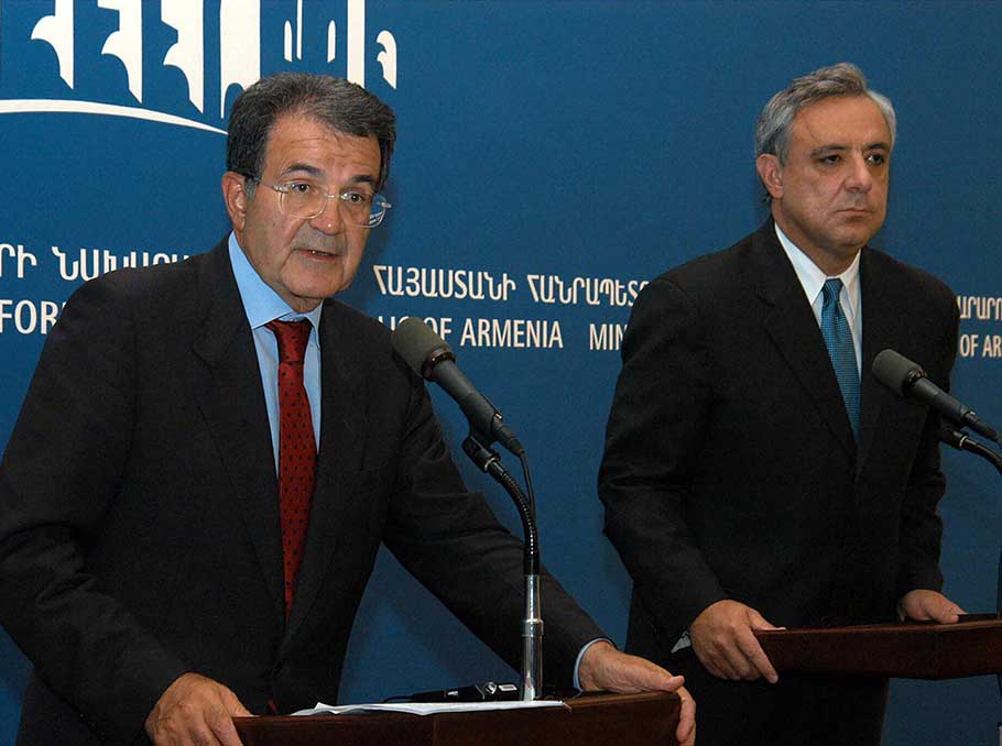 Romano Prodi and Vardan Oskanyan  