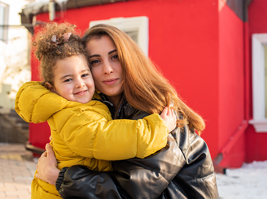 Lara Safaryan with her daughter 