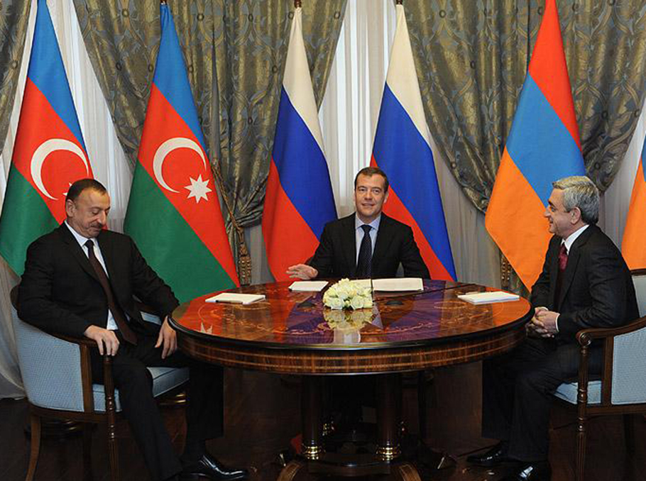 Серж Саргсян, Ильхам Алиев и Дмитрий Медведев в Сочи 23 января 2012 года