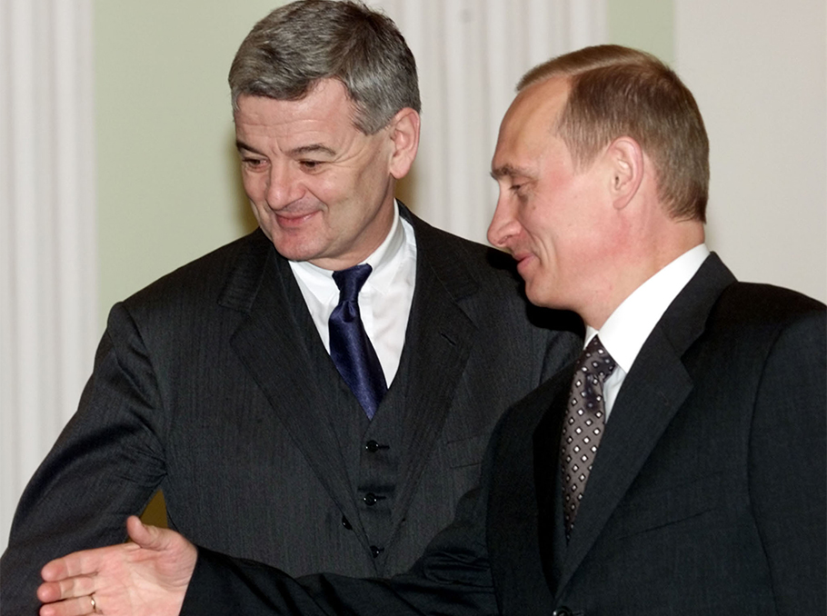 Joschka Fischer and Vladimir Putin in 2001