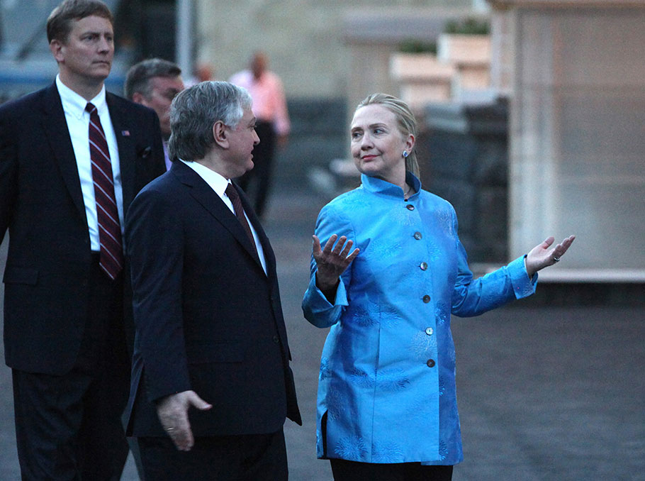 Hillary Clinton and Serzh Sargsyan