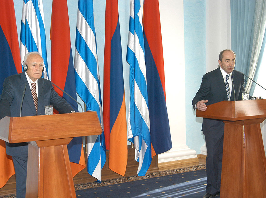Robert Kocharyan and Karolos Papoulias on June 26, 2007