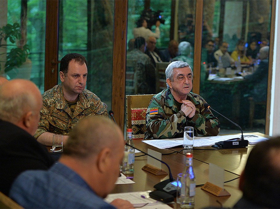 Serzh Sargsyan and Vigen Sargsyan on July 13, 2017