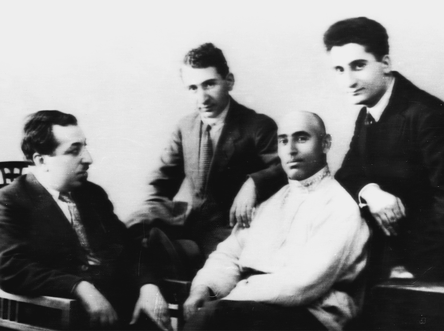 Ավետիք Իսահակյան, Եղիշե Չարենց, Աղասի Վարդանյան, Համլիկ Թումանյան, Թբիլիսի, 1927թ.