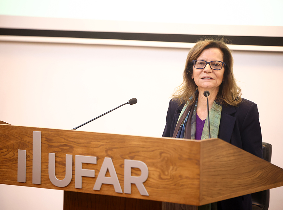 Սալվա Նակուզին 