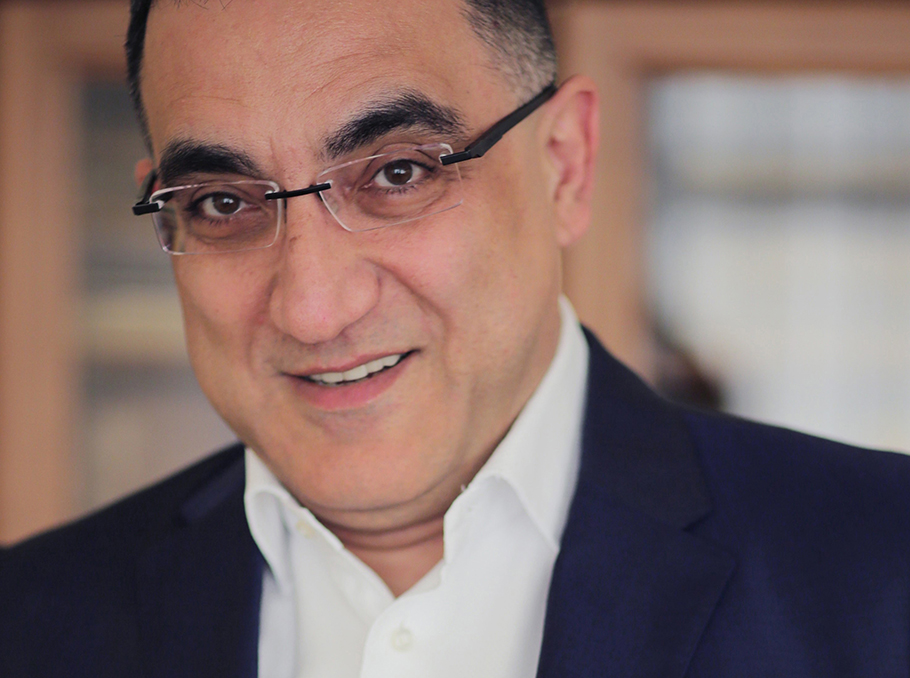 Արմեն Դարբինյանը