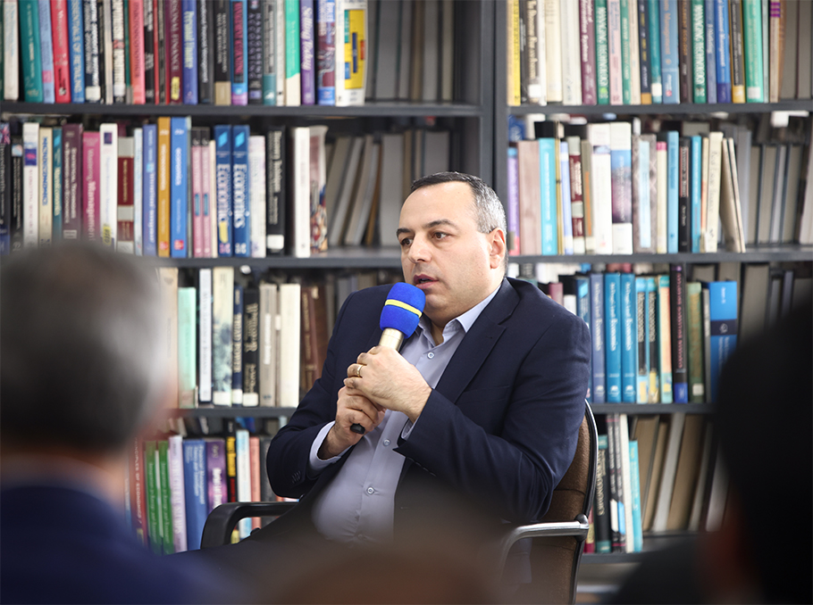 Ավետիք Մեջլումյանը