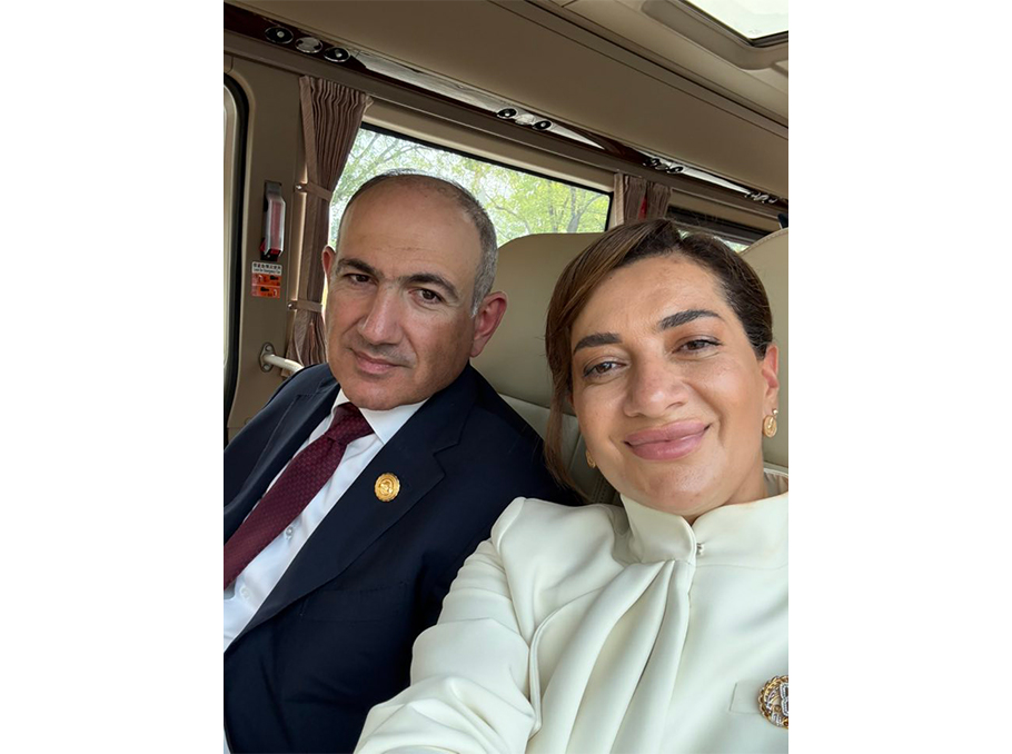 Նիկոլ Փաշինյանն ու Աննա Հակոբյանը