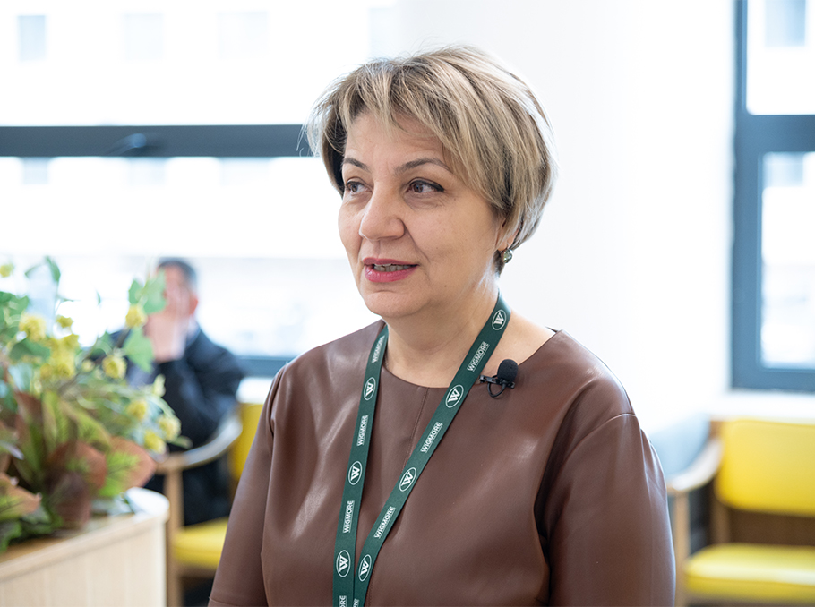 Նունե Կույումջյանը