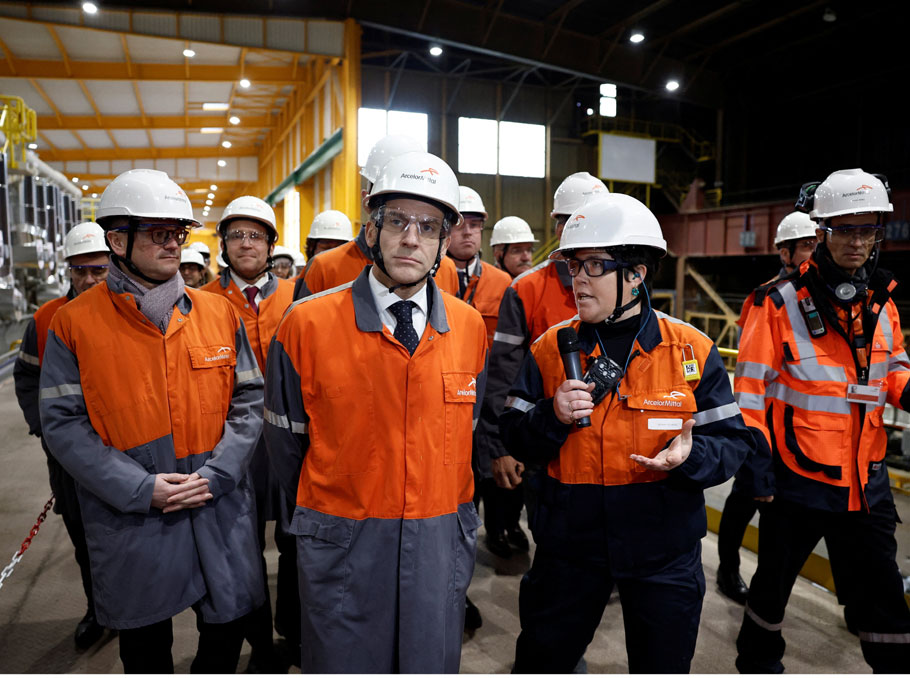 Էմանյուել Մակրոնն այցելել է Ֆրանսիայի հյուսիսում գտնվող ArcelorMittal ընկերության գործարանր