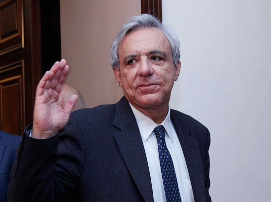Former Armenian Foreign Minister Vardan Oskanian