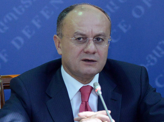 Министр обороны Сейран Оганян