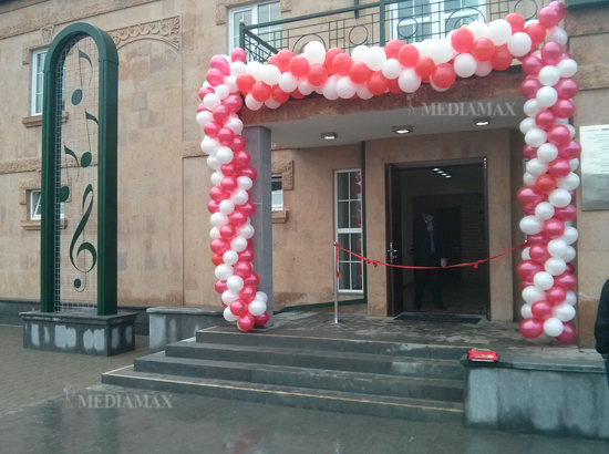 N6 music school opened in Gyumri.