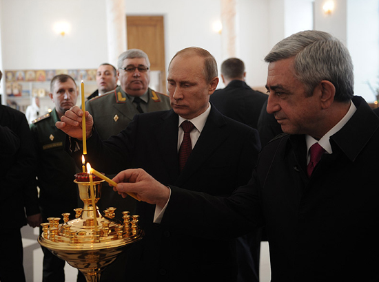 Serzh Sargsyan and Vladimir Putin visit 102nd Russian military base