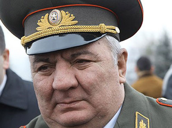 Начальник Генерального штаба ВС Армении, генерал-полковник Юрий Хачатуров