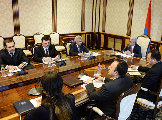 Сержу Саргсяну была представлена предварительная версия проекта Концепции конституционных реформ
