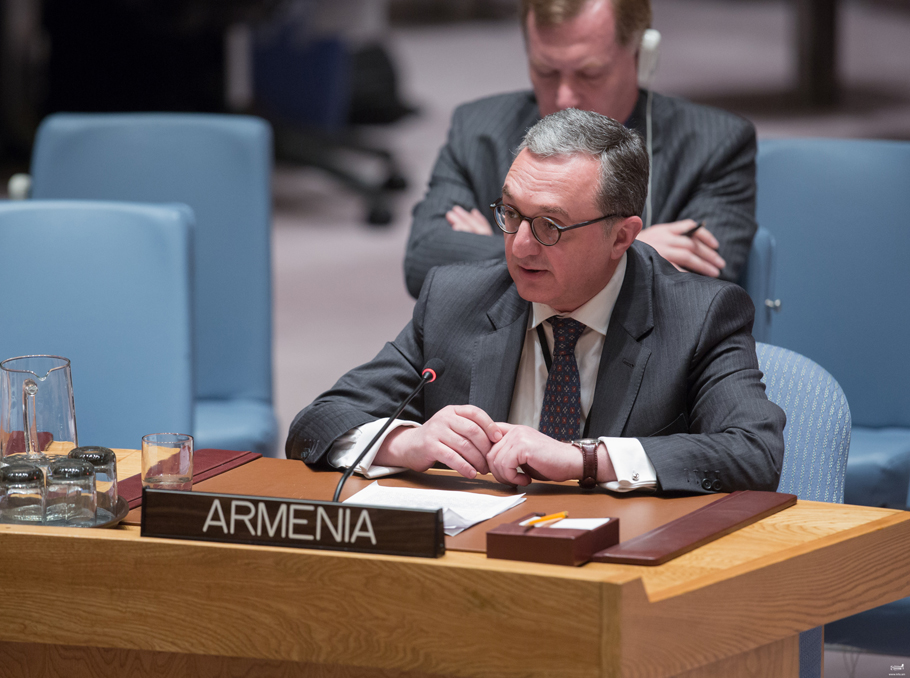 Постпред Армении в ООН, посол Зограб Мнацаканян 