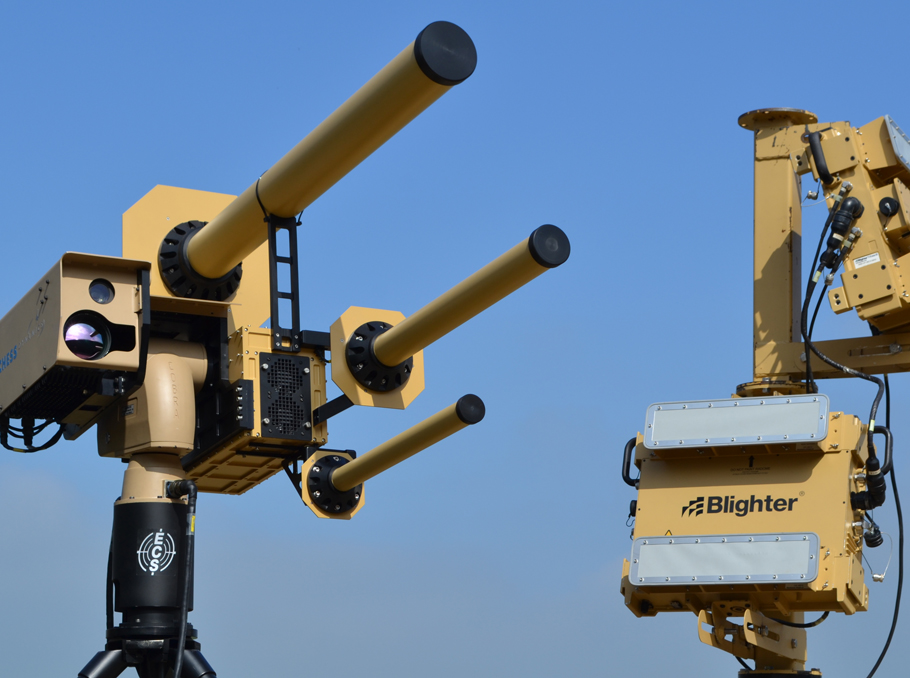 Комплекс ПВО компании Blighter для борьбы с БПЛА 