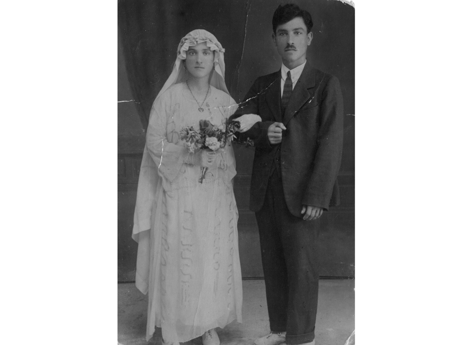 Hovsep and Lusatsin - a wedding photo of grandfather Karapet's parents.
