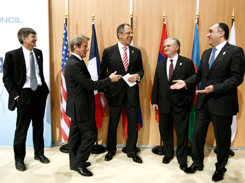 Эльмар Мамедъяров, Бернар Кушнер, Сергей Лавров, Эдвард Налбандян и Джеймс Стайнберг в Афинах, в декабре 2009 г.