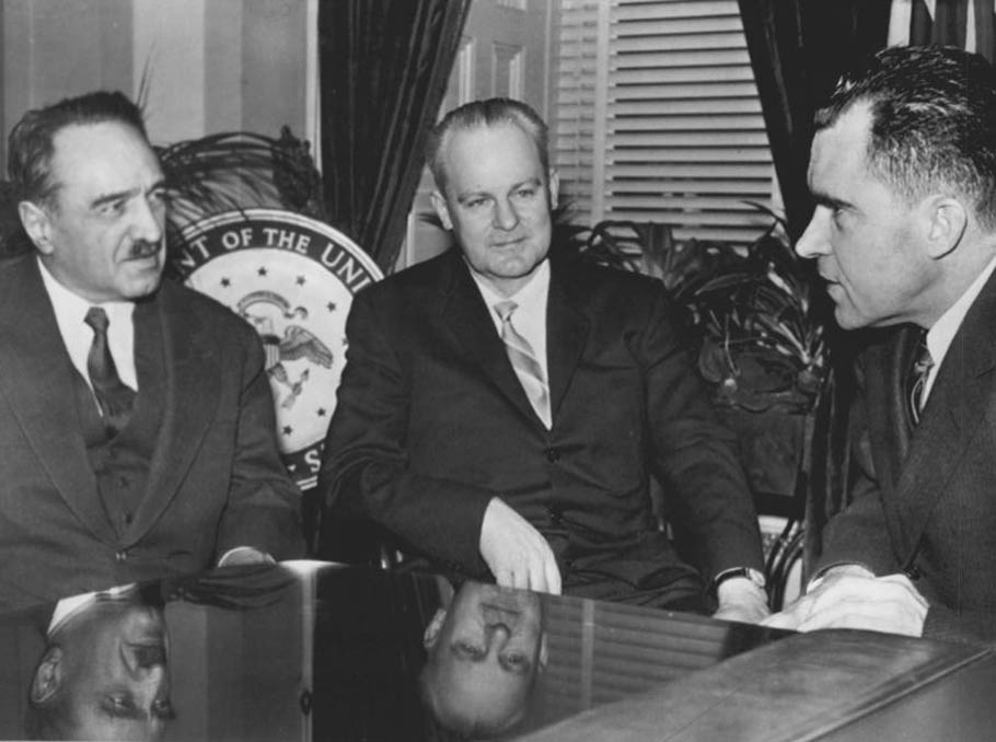 Встреча Микояна и Никсона в Вашингтоне в январе 1959 г.