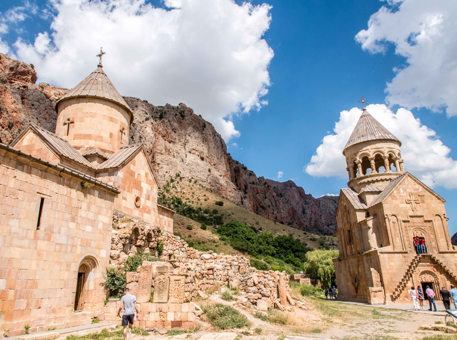 The project kicked off on 16 July 2013 at Noravank monastery