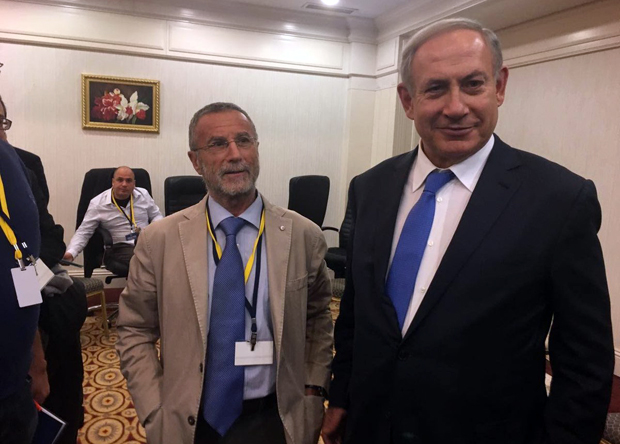 Йосси Мельман и премьер-министр Израиля Беньямин Нетаньяху 