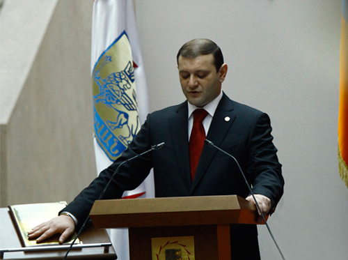 Сегодня состоялась церемония инаугурации нового мэра Еревана Тарона Маргаряна