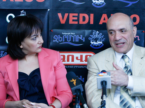  Armine Ohanyan and Arman Babajanyan